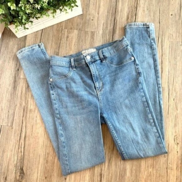 Free People Skinny Jeans Size 28R - Picture 1 of 8